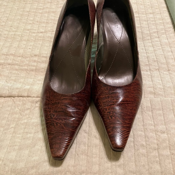 Brown snakeskin heels - Picture 3 of 5